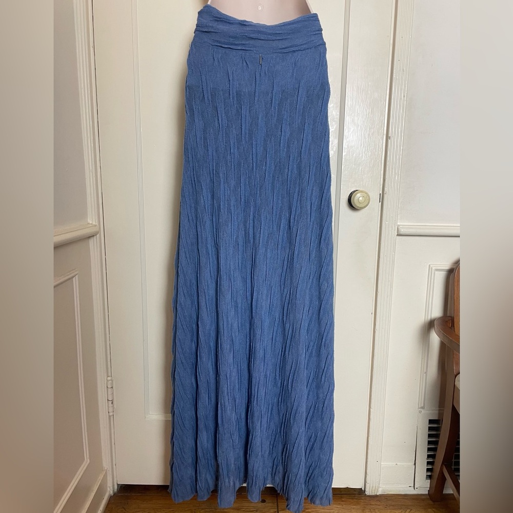 T-BAGS Los Angeles Textured Blue Maxi Skirt